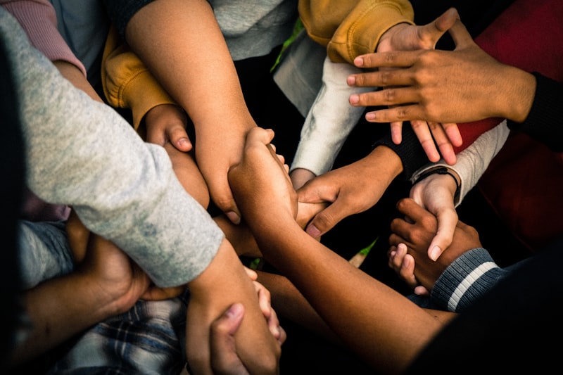 Gruppo di persone insieme